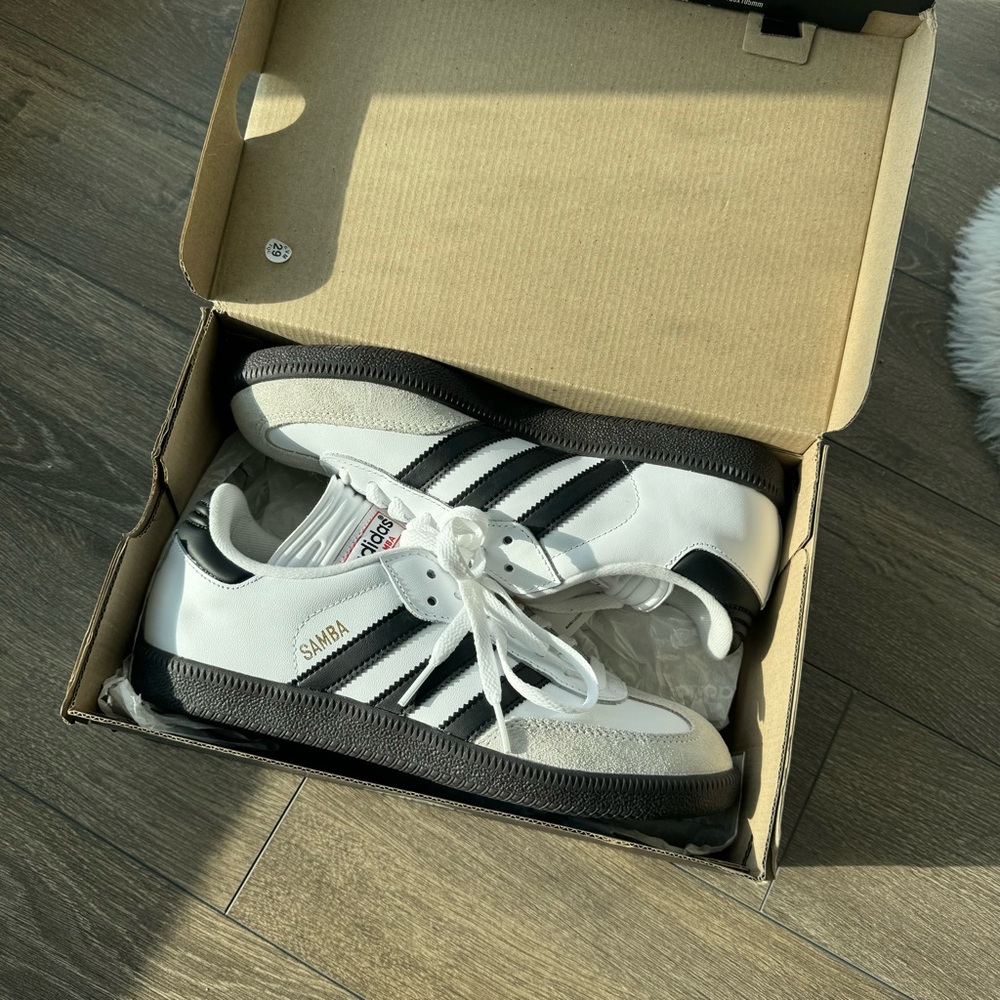 brand new adidas samba classic white